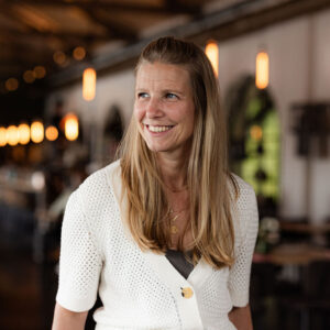 Carmen Gründerin von Soulbase im Profil als Portrai aufgenommen